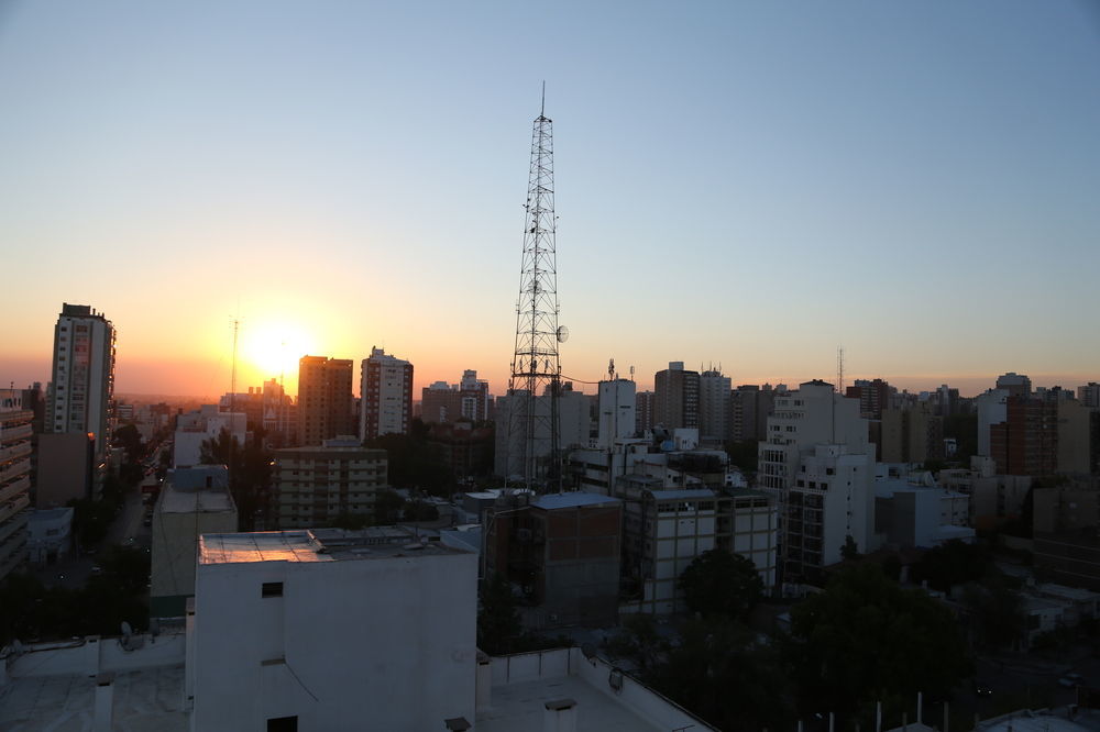 Hotel Neu 354 Neuquén Esterno foto